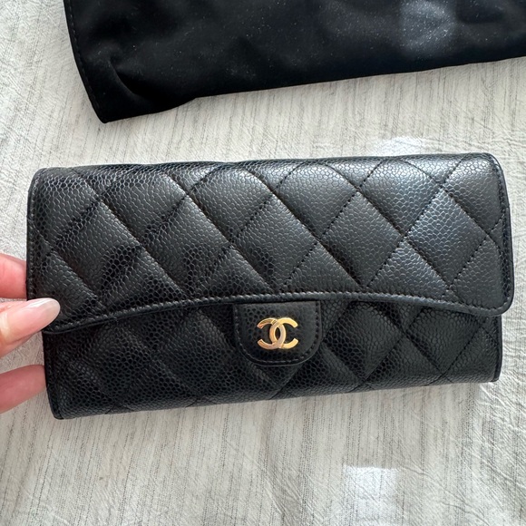 Chanel L-Gusset Flap Wallet - Picture 1 of 9